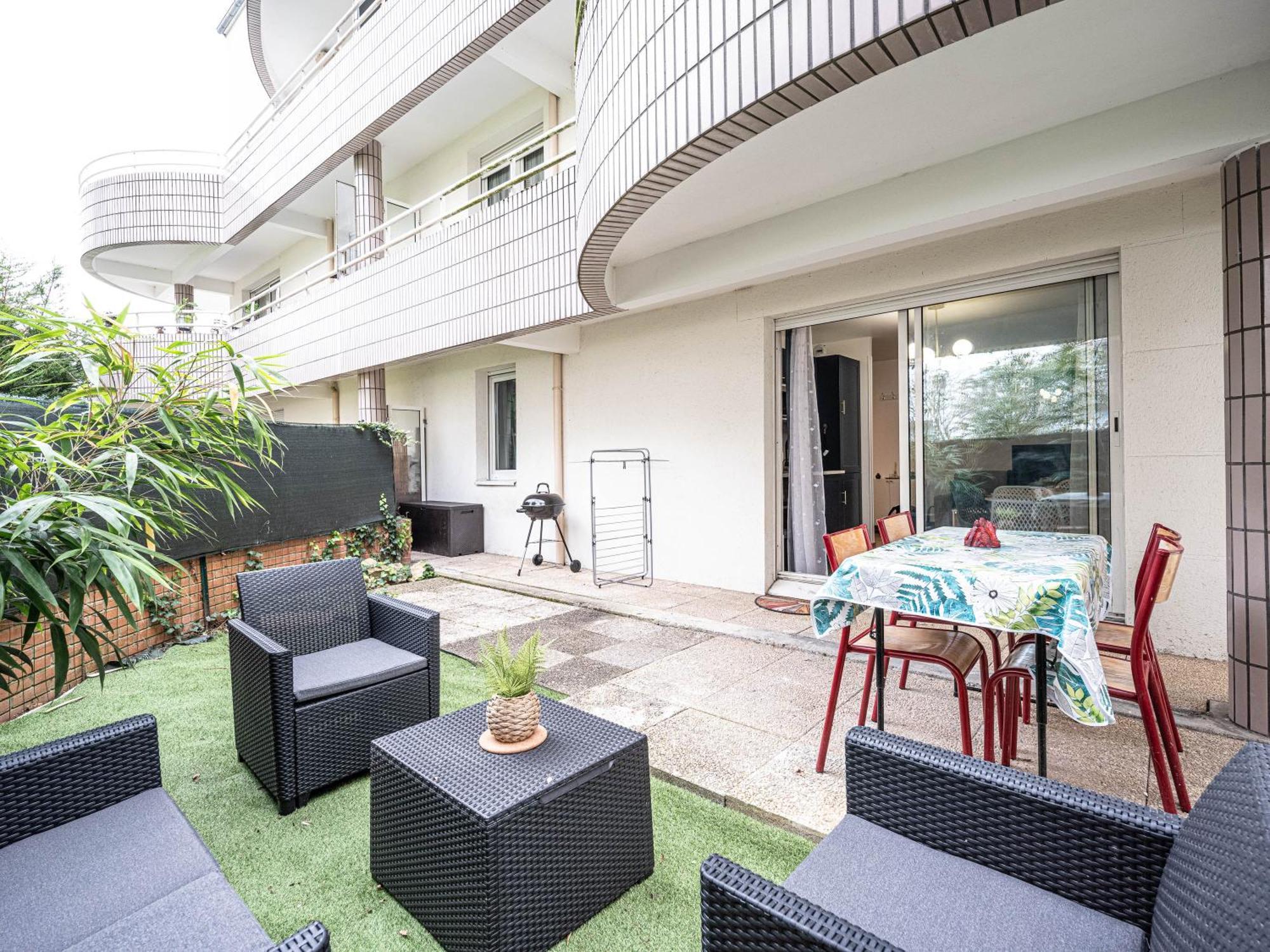 Appartement Cocooning En Centre-Ville - Residence Le Colisee Ermont Esterno foto
